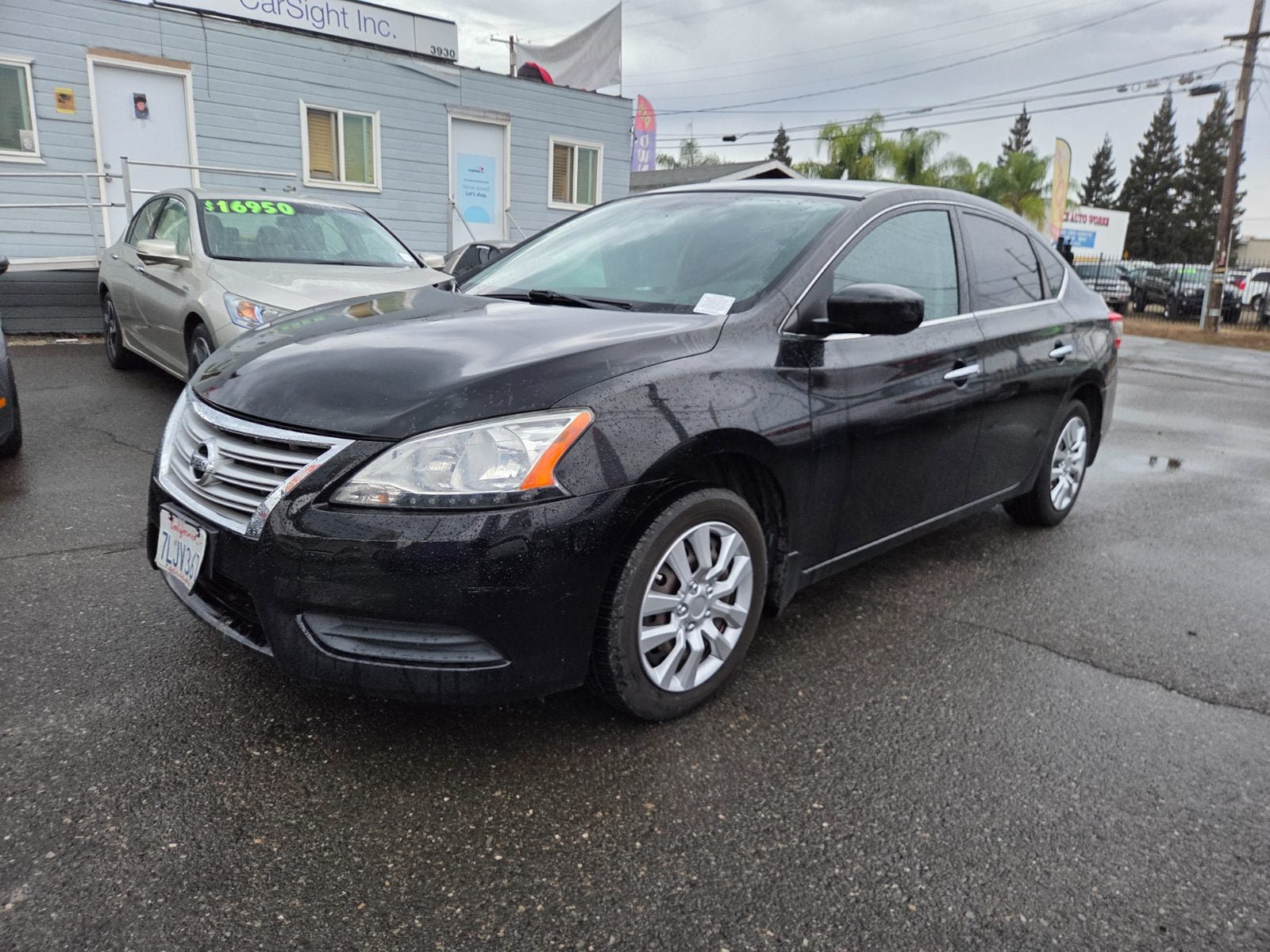 Used 2015 Nissan Sentra S FWD image 1