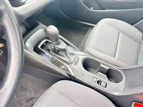 Used 2025 Toyota Corolla LE image 41