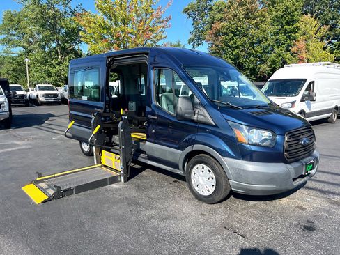 Used 2017 Ford Transit 350 XL image 19