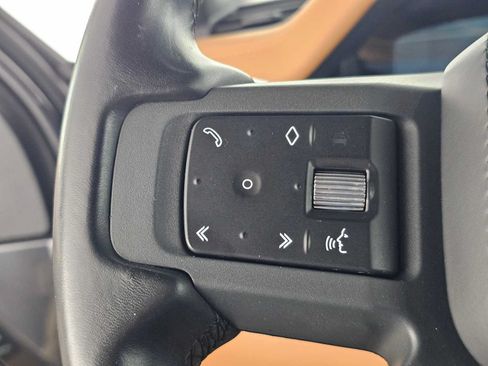 Used 2022 Land Rover Defender 110 X AWD/4WD image 28
