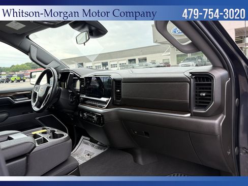 Used 2022 Chevrolet Silverado 1500 LT AWD/4WD image 14