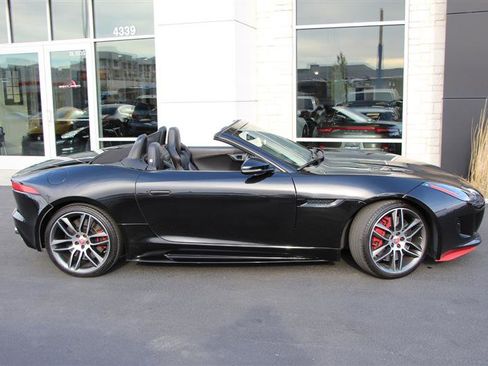 Used 2016 Jaguar F-TYPE R image 8