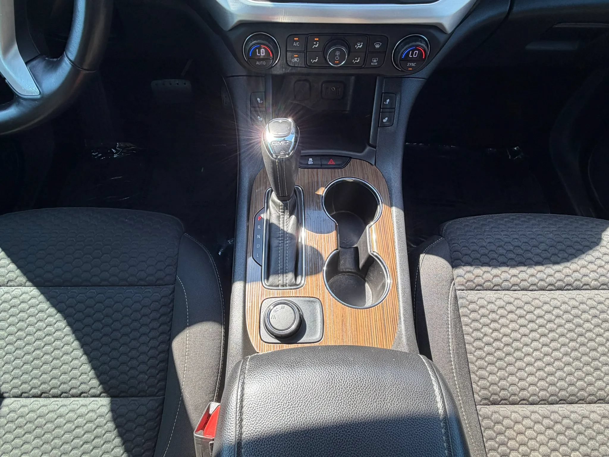Used 2019 GMC Acadia SLE FWD image 41