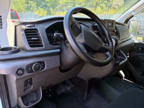 Used 2025 Ford Transit 250 Low Roof w/ Exterior Upgrade Package RWD image 11