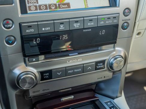 Used 2017 Lexus GX 460 Premium image 30