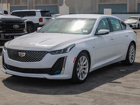 Used 2023 Cadillac CT5 Luxury w/ Cold Weather Package image 3