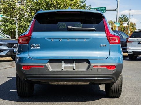 Certified 2023 Volvo XC40 B5 Plus w/ Driver Assist Package image 6