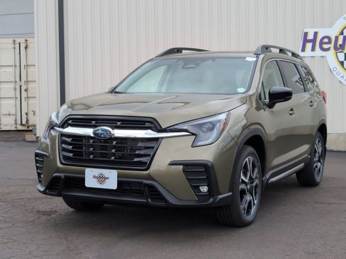 New 2026 Subaru Ascent Limited AWD/4WD image 3