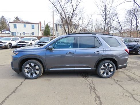 New 2026 Honda Pilot Elite image 3