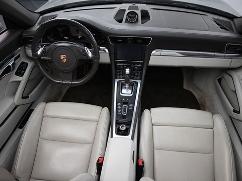 Used 2014 Porsche 911 Targa 4S image 27