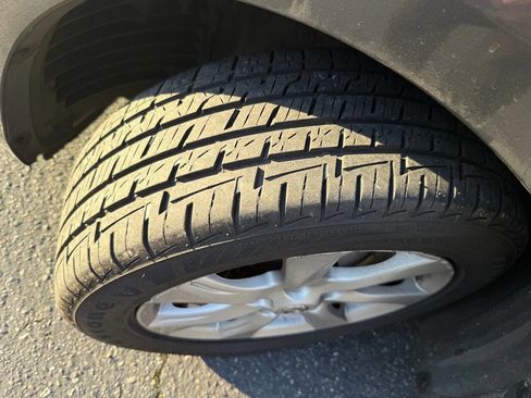 Used 2011 MAZDA MAZDA3 i Touring image 24