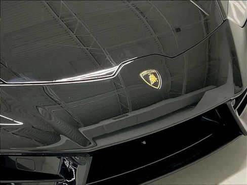 Used 2017 Lamborghini Huracan LP 580-2 RWD image 35