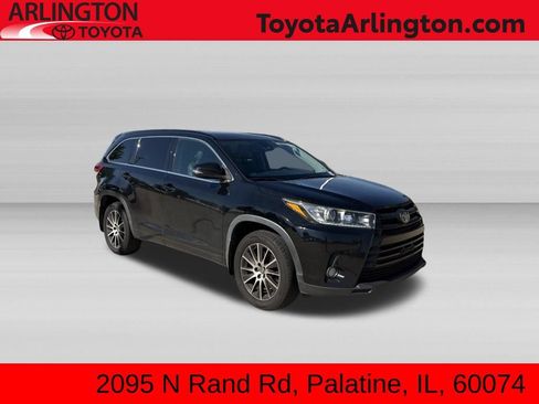Used 2017 Toyota Highlander SE AWD/4WD image 1