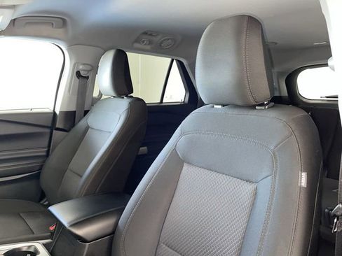 Used 2022 Ford Explorer XLT image 22