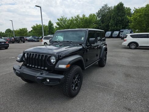 Used 2022 Jeep Wrangler Unlimited Sport AWD/4WD image 3