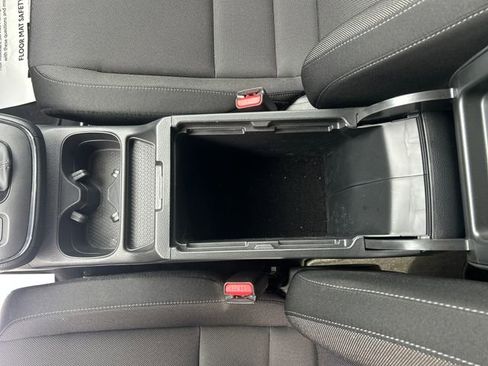 Used 2025 Honda CR-V LX image 27