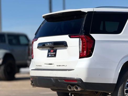 Used 2024 GMC Yukon Denali Ultimate image 11