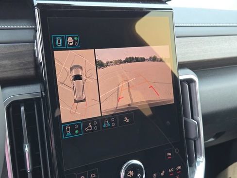 New 2026 GMC Acadia Denali Ultimate AWD/4WD image 11
