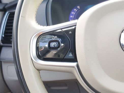 Certified 2023 Volvo XC90 B6 Plus w/ Protection Package Premier image 20