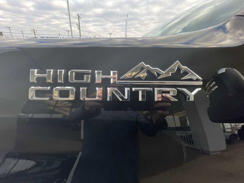 Certified 2024 Chevrolet Silverado 3500 High Country w/ High Country Premium Package image 32