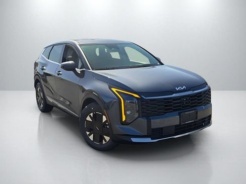 New 2027 Kia Sportage LX FWD image 1