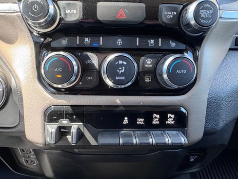 Used 2021 RAM 1500 Laramie image 23