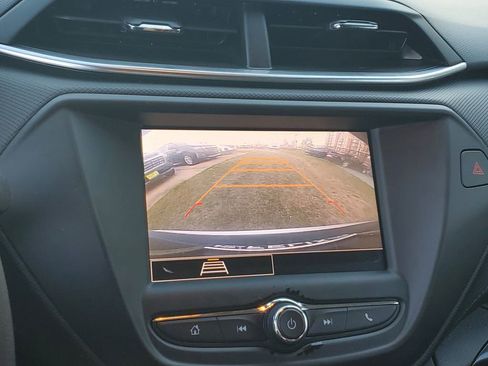 Used 2023 Chevrolet TrailBlazer LT image 23