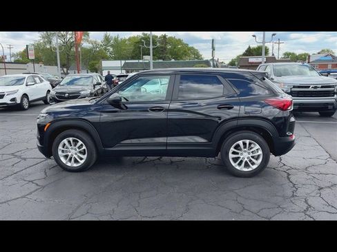 Used 2024 Chevrolet TrailBlazer LS w/ LS Convenience Package FWD image 5
