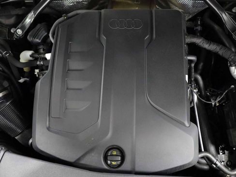 Certified 2025 Audi Q5 Premium Plus w/ Premium Plus AWD/4WD image 41