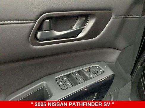 Certified 2025 Nissan Pathfinder SV AWD/4WD image 11