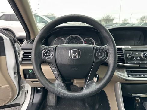 Used 2015 Honda Accord LX image 19