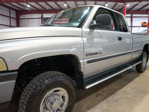 Used 1998 Dodge Ram 2500 Truck 4x4 Quad Cab image 37