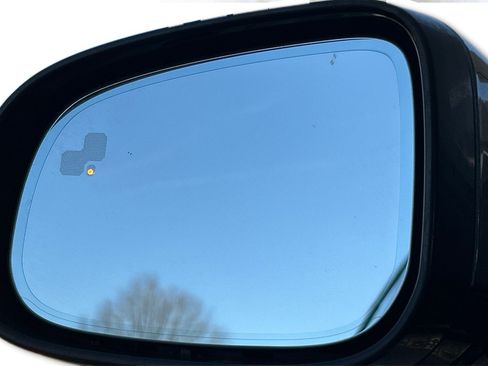 Used 2016 Jaguar XF R-Sport image 54