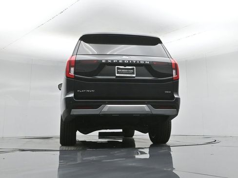 New 2026 Ford Expedition Max Platinum w/ Driver's Package image 52