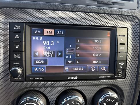 Used 2013 Dodge Challenger R/T RWD image 17
