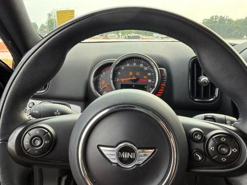 Used 2017 MINI Cooper Countryman ALL4 AWD/4WD image 11