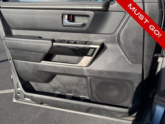 Used 2023 Toyota Sequoia Limited AWD/4WD image 15