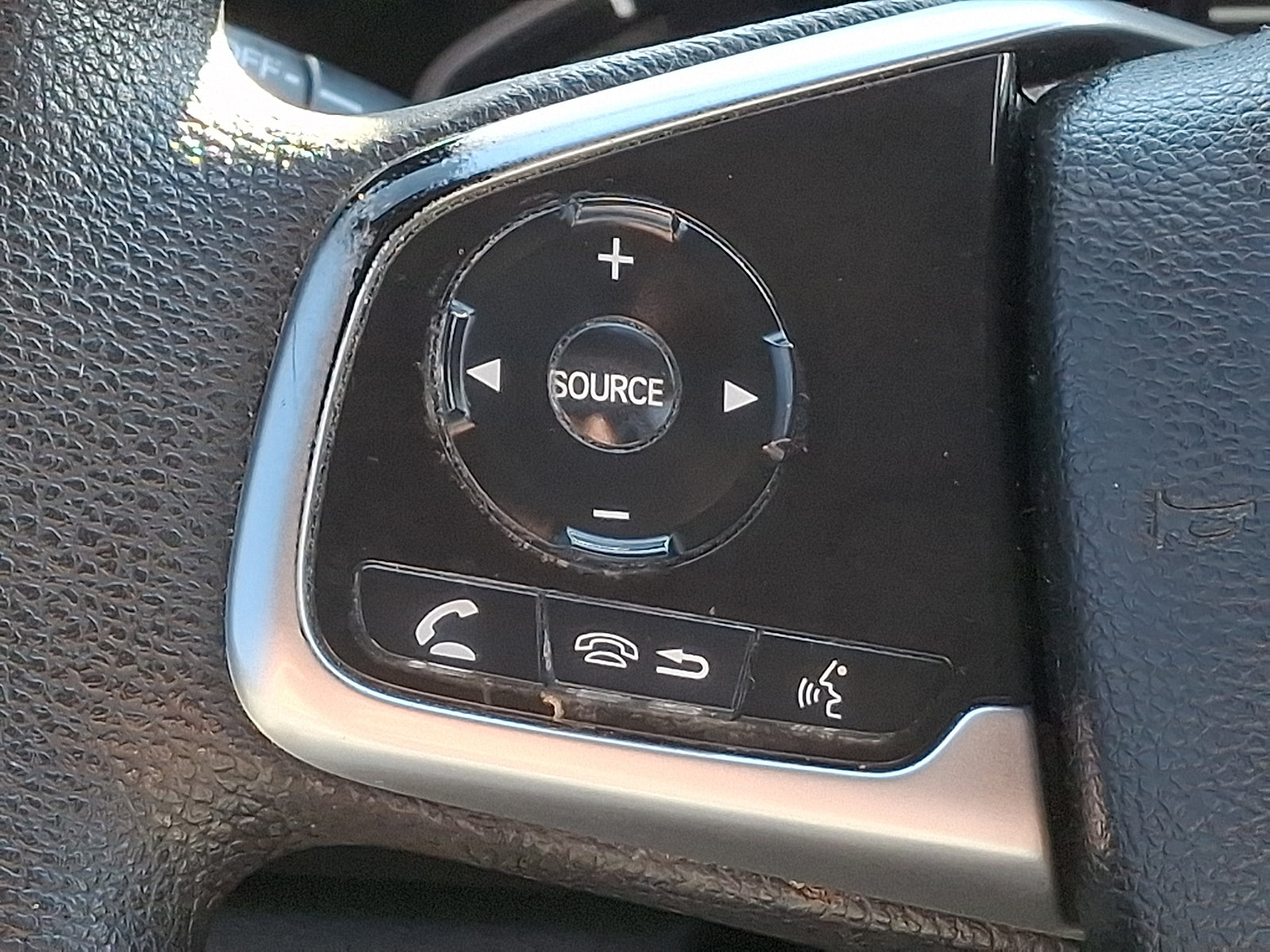 Certified 2018 Honda CR-V LX image 20
