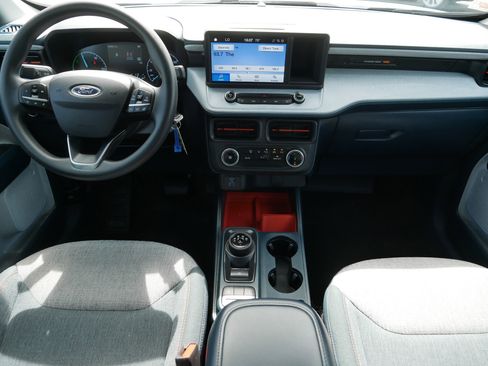 Used 2024 Ford Maverick XLT FWD image 10