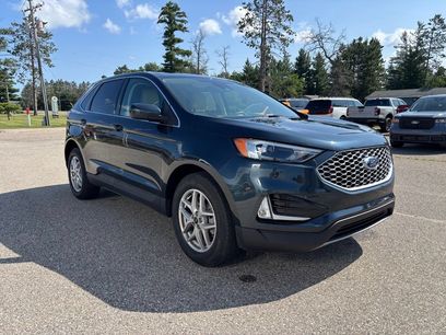 Used 2024 Ford Edge SEL w/ Convenience Package