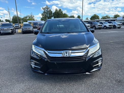 Used 2018 Honda Odyssey Elite image 2