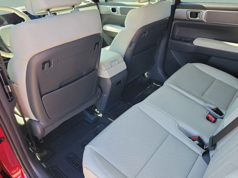 New 2026 Hyundai Santa Fe SEL FWD image 8
