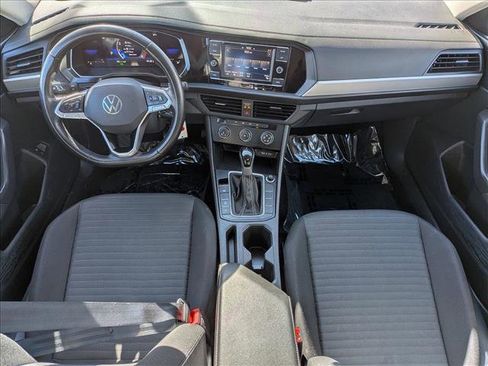Used 2024 Volkswagen Jetta S image 17