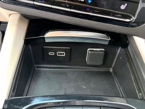 Used 2023 Buick Envision Essence AWD/4WD image 16