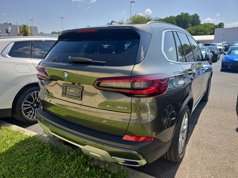 Used 2023 BMW X5 xDrive45e w/ Climate Comfort Package AWD/4WD image 2