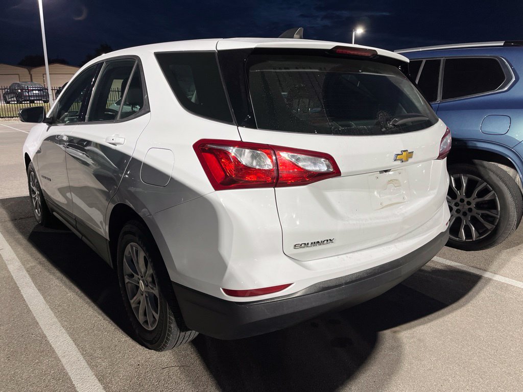 Used 2019 Chevrolet Equinox LS FWD image 4