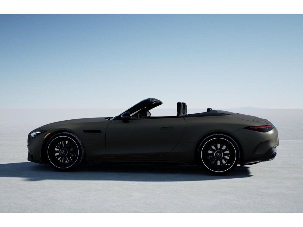 Used 2025 Mercedes-Benz SL 63 AMG 4MATIC image 33