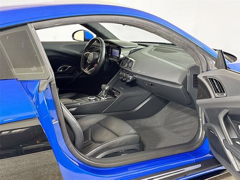 Used 2021 Audi R8 V10 image 27
