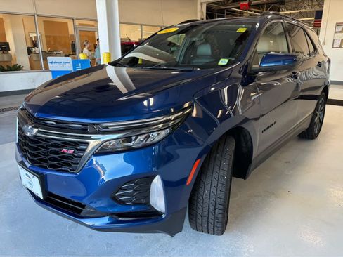 Used 2022 Chevrolet Equinox RS AWD/4WD image 9