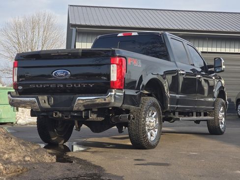 Used 2017 Ford F350 Lariat w/ Lariat Ultimate Package image 4